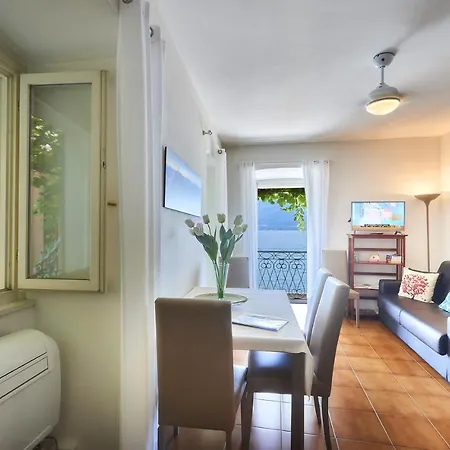 Apartment Casa Pergola *