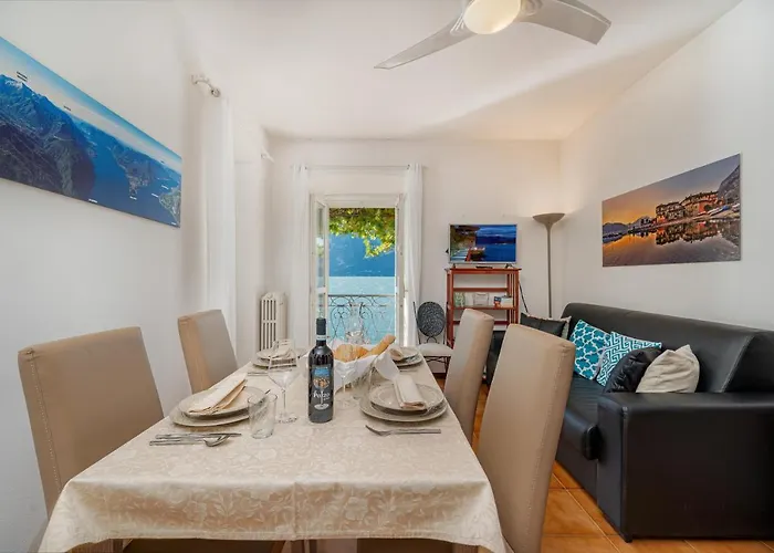 Apartment Casa Pergola Varenna